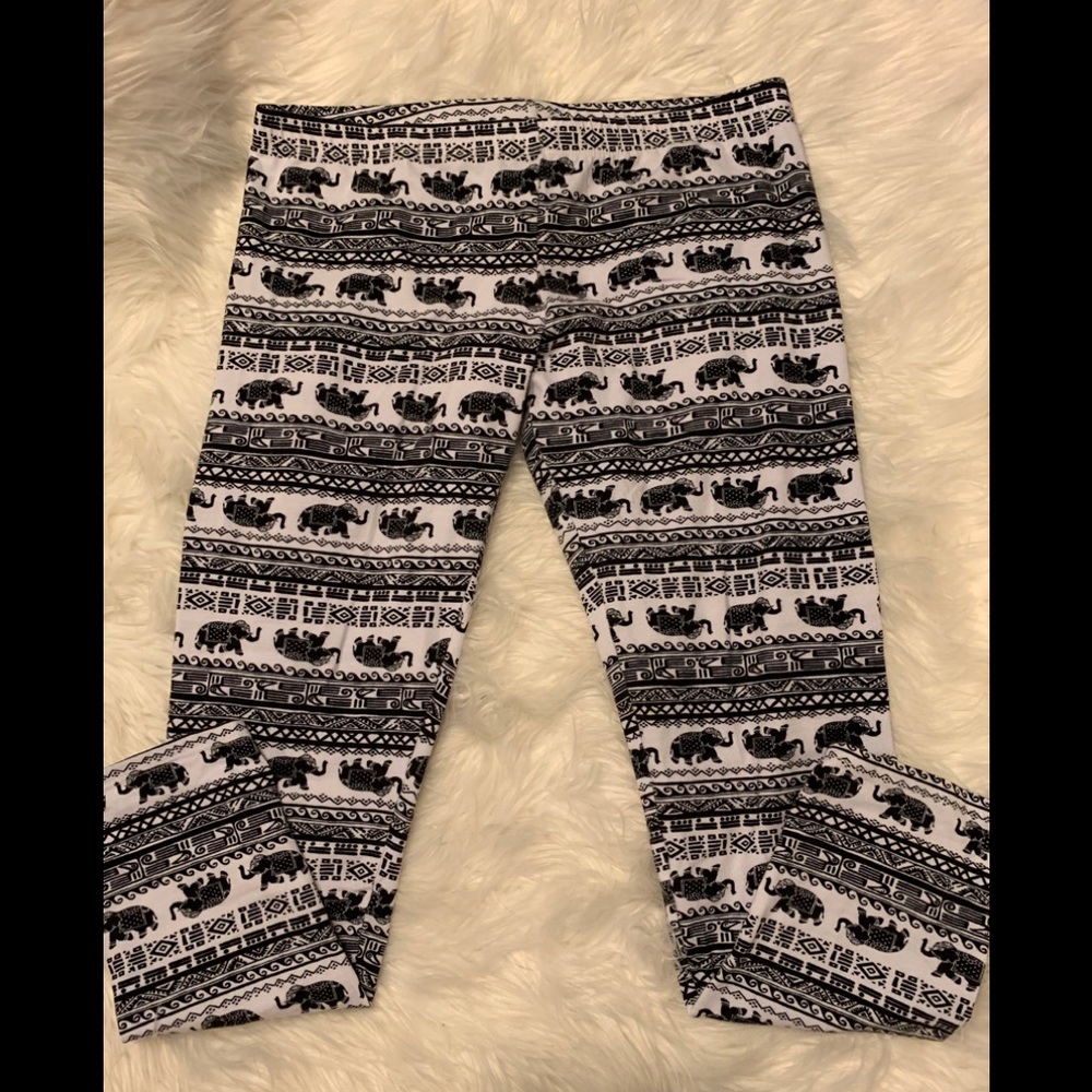FULL TILT ELEPHANT LEGGINGS